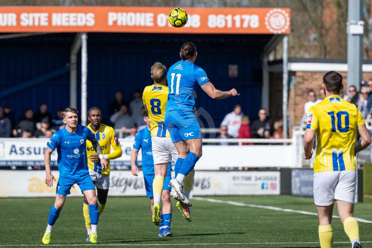 Billericay Town FC vs Canvey Island 060426-11