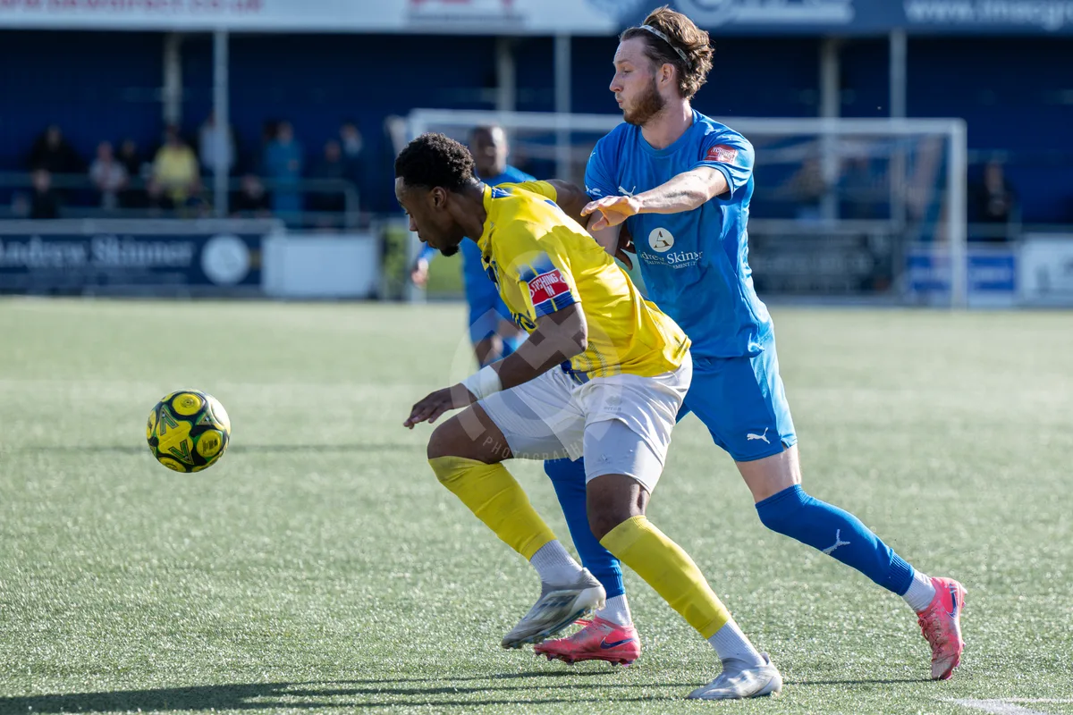 Billericay Town FC vs Canvey Island 060426-69