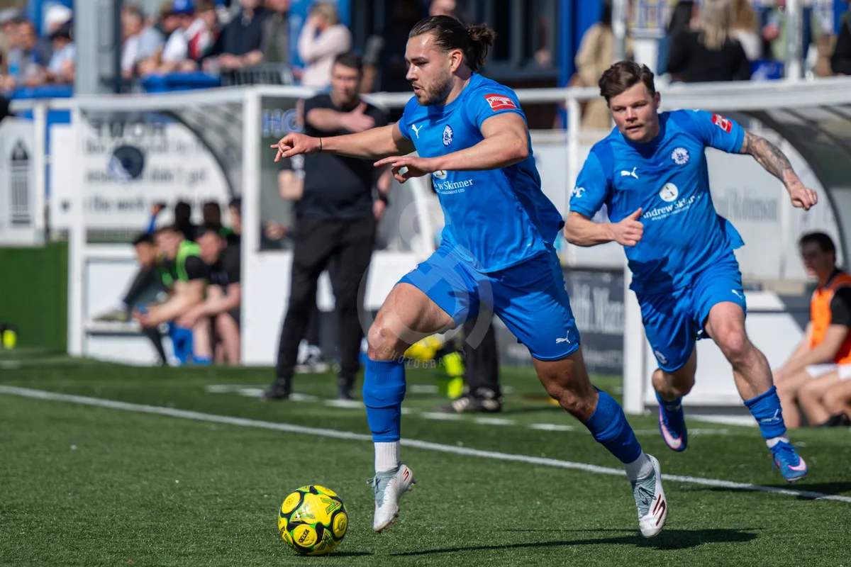 Billericay Town FC vs Canvey Island 060426-20