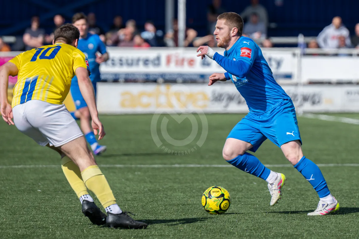 Billericay Town FC vs Canvey Island 060426-8