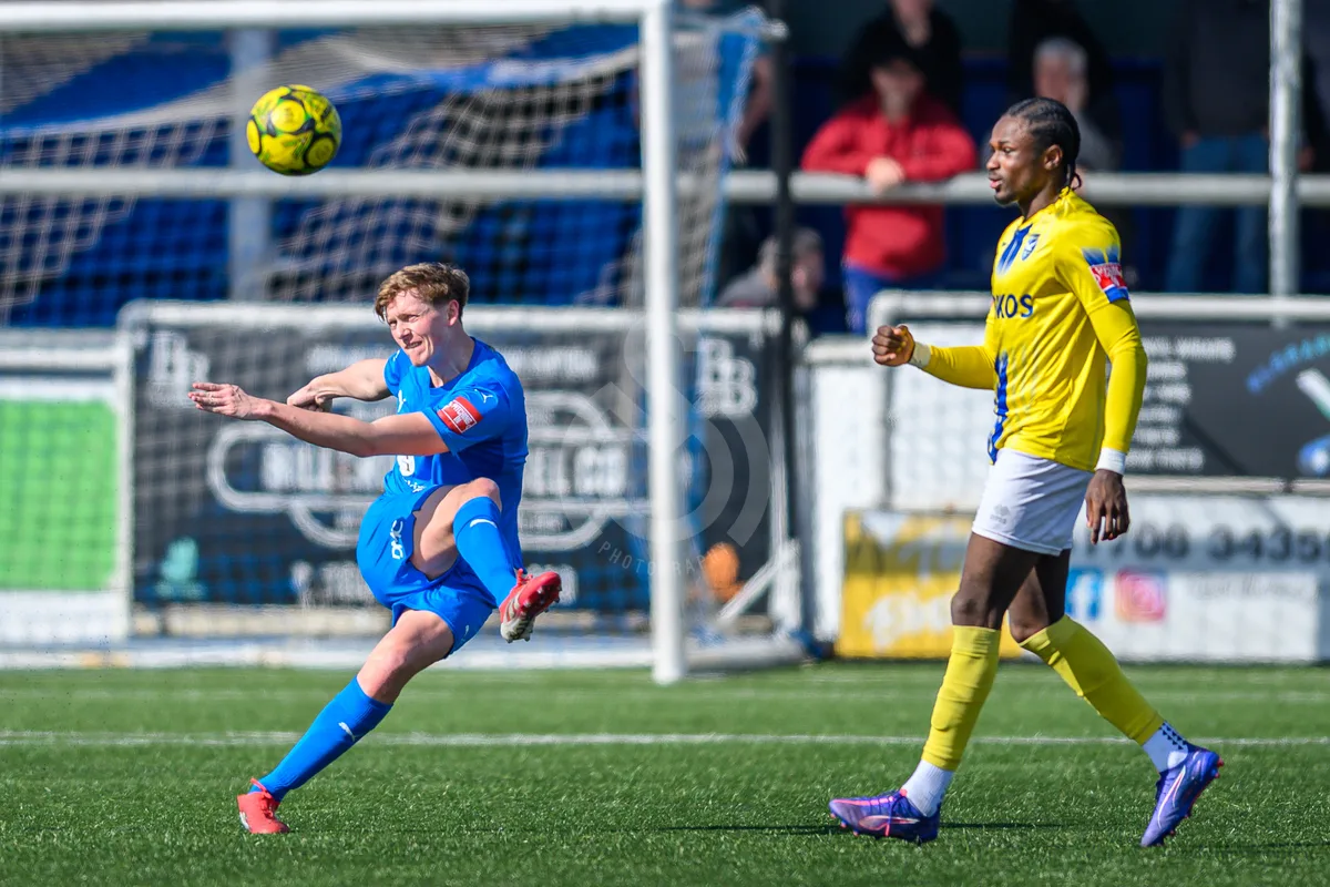 Billericay Town FC vs Canvey Island 060426-47