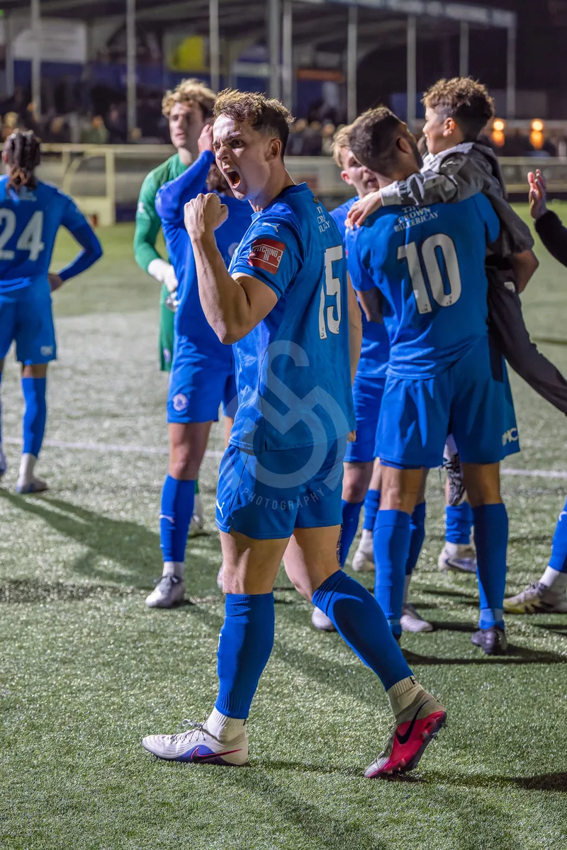SM Billericay Town FC vs Chatham (semi-final) 290426-50