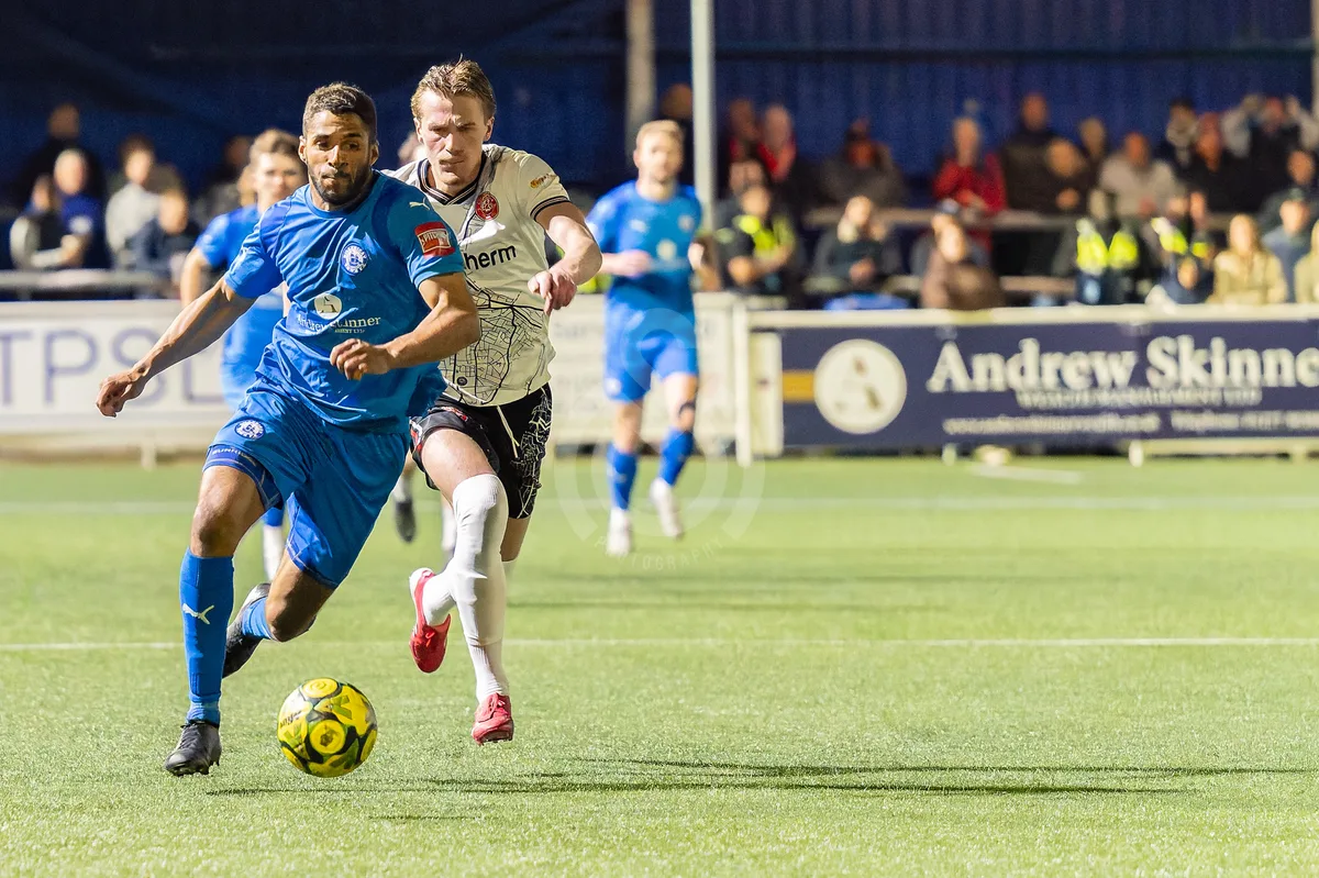 SM Billericay Town FC vs Chatham (semi-final) 290426-43