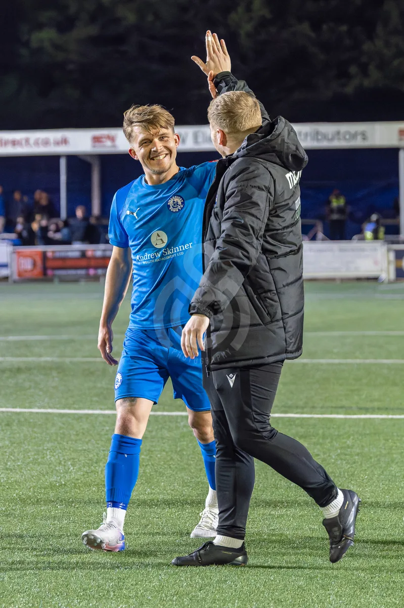 SM Billericay Town FC vs Chatham (semi-final) 290426-49