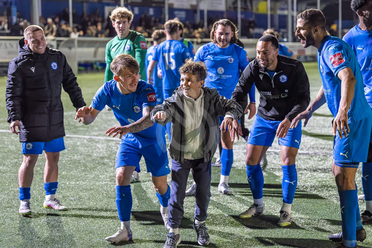 SM Billericay Town FC vs Chatham (semi-final) 290426-51