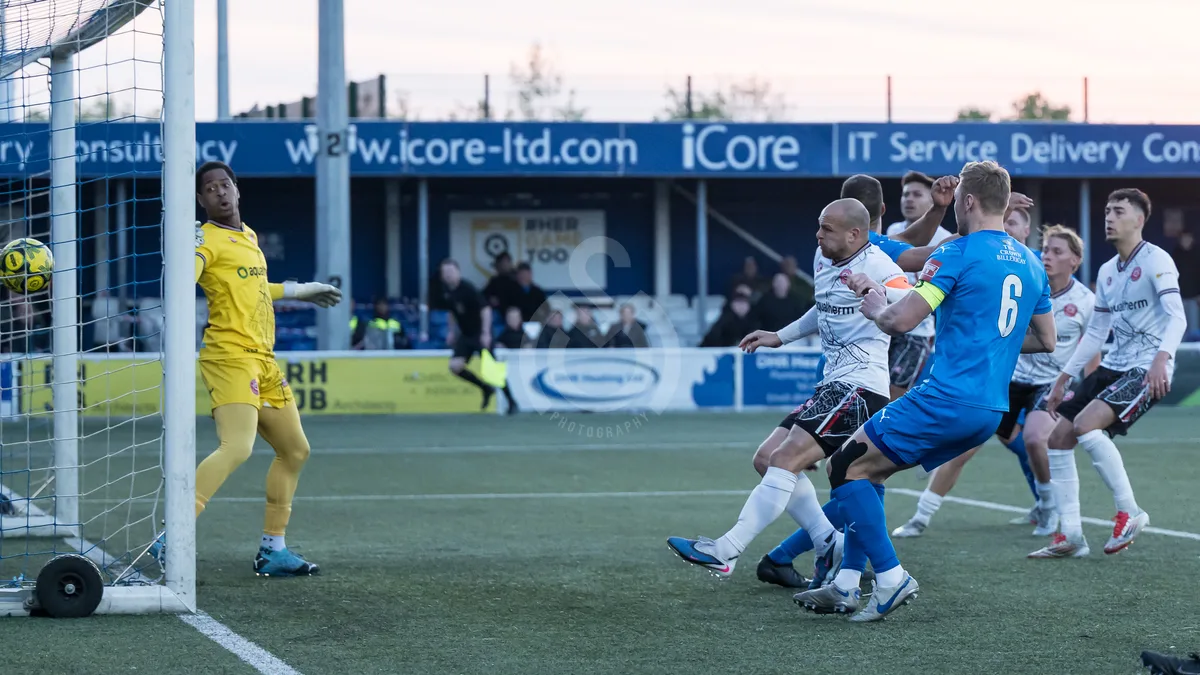 SM Billericay Town FC vs Chatham (semi-final) 290426-13