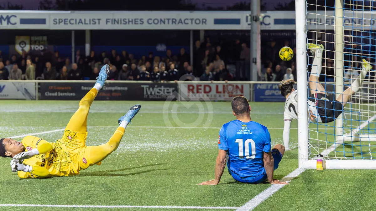 SM Billericay Town FC vs Chatham (semi-final) 290426-33