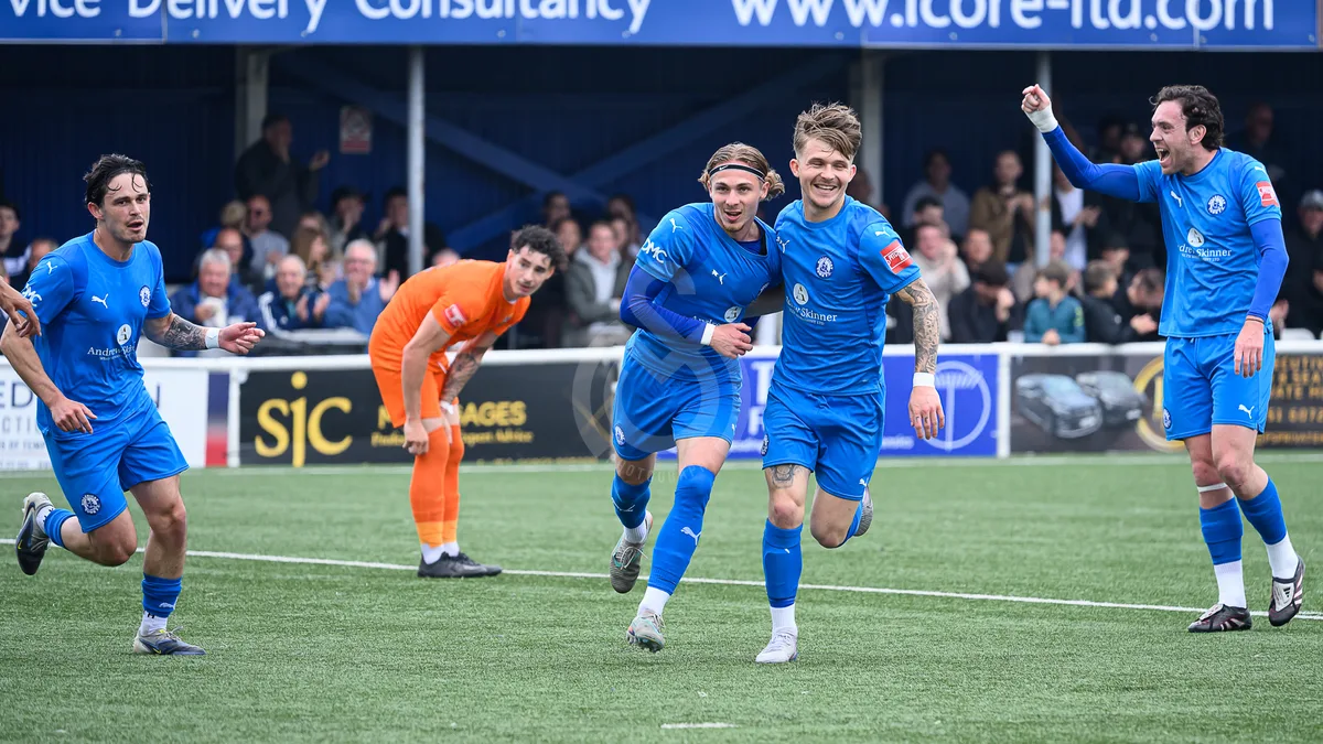SM - Billericay Town FC vs Brentwood Town FC Final 040526-24