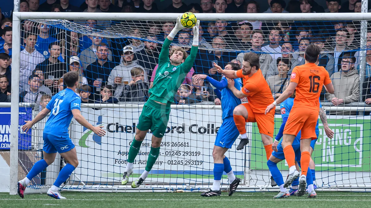 SM - Billericay Town FC vs Brentwood Town FC Final 040526-16