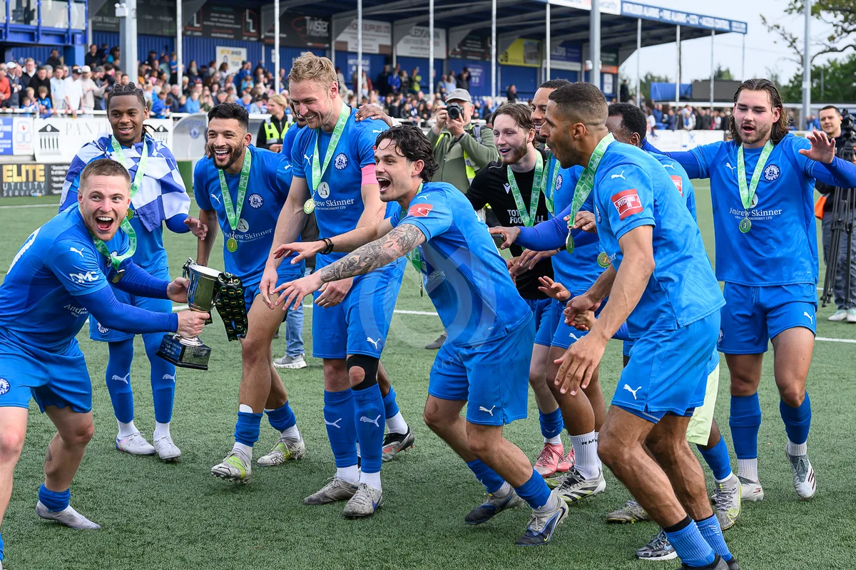SM - Billericay Town FC vs Brentwood Town FC Final 040526-103