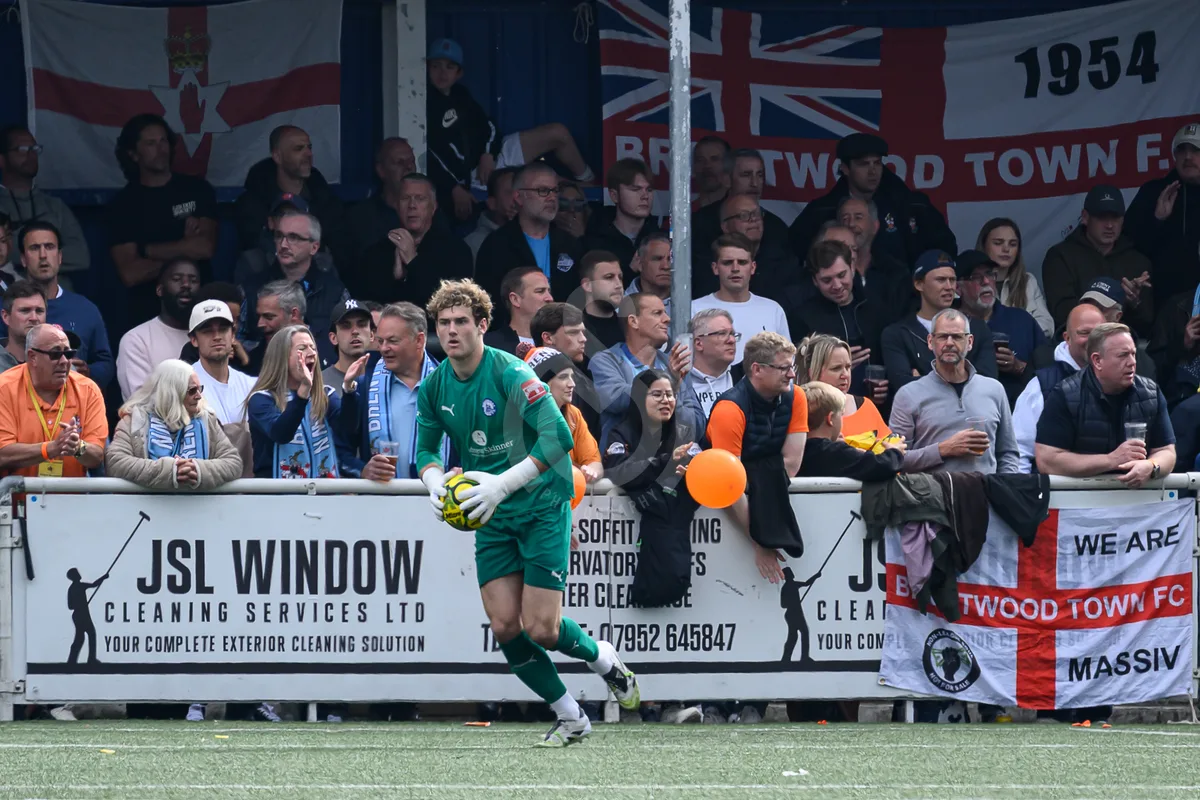 SM - Billericay Town FC vs Brentwood Town FC Final 040526-46