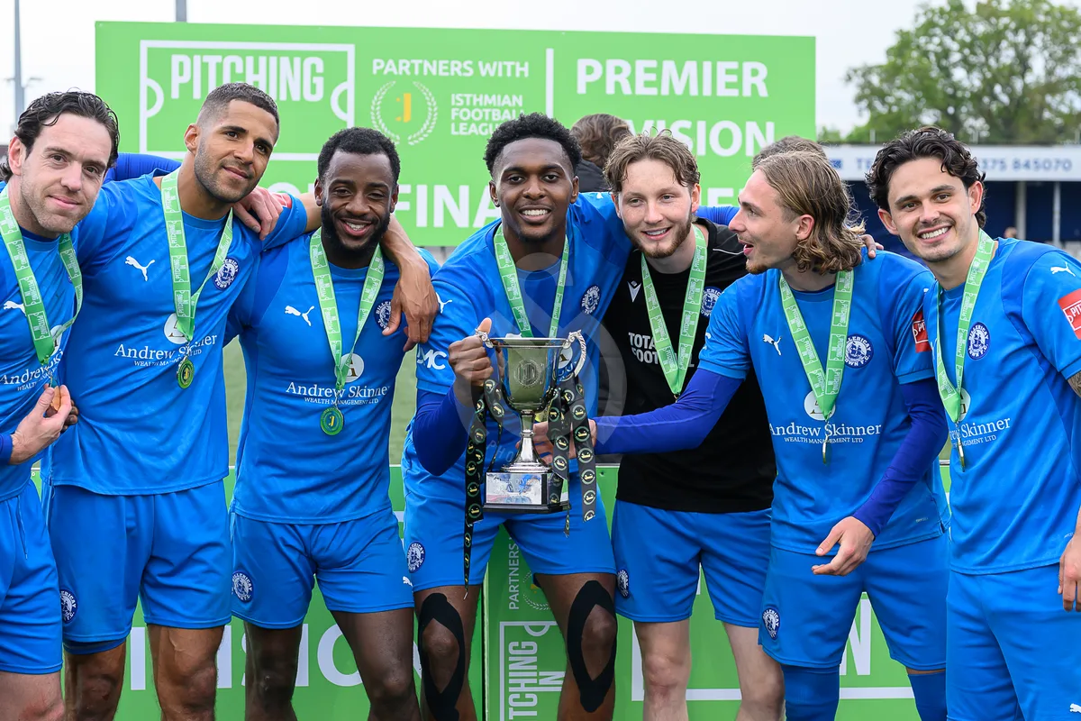 SM - Billericay Town FC vs Brentwood Town FC Final 040526-107