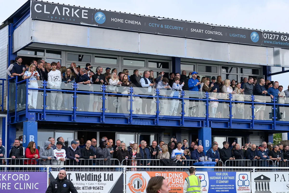 SM - Billericay Town FC vs Brentwood Town FC Final 040526-90