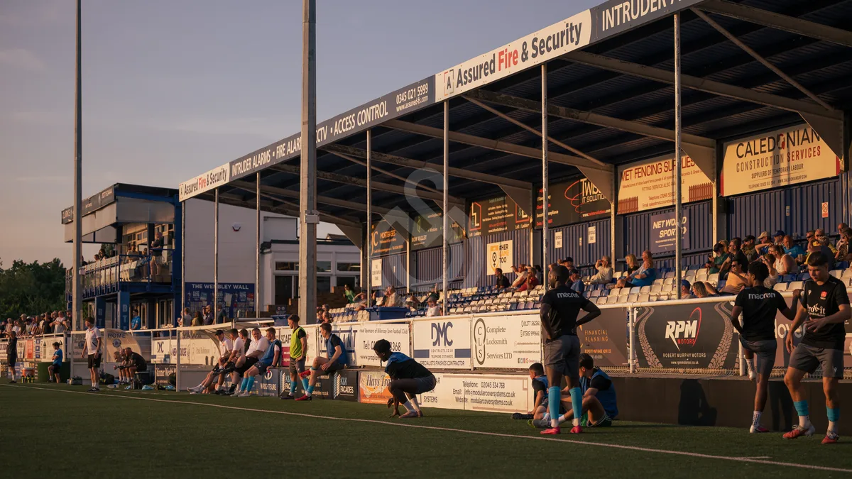 SM-Billericay Town FC vs Cambridge City 070726-16