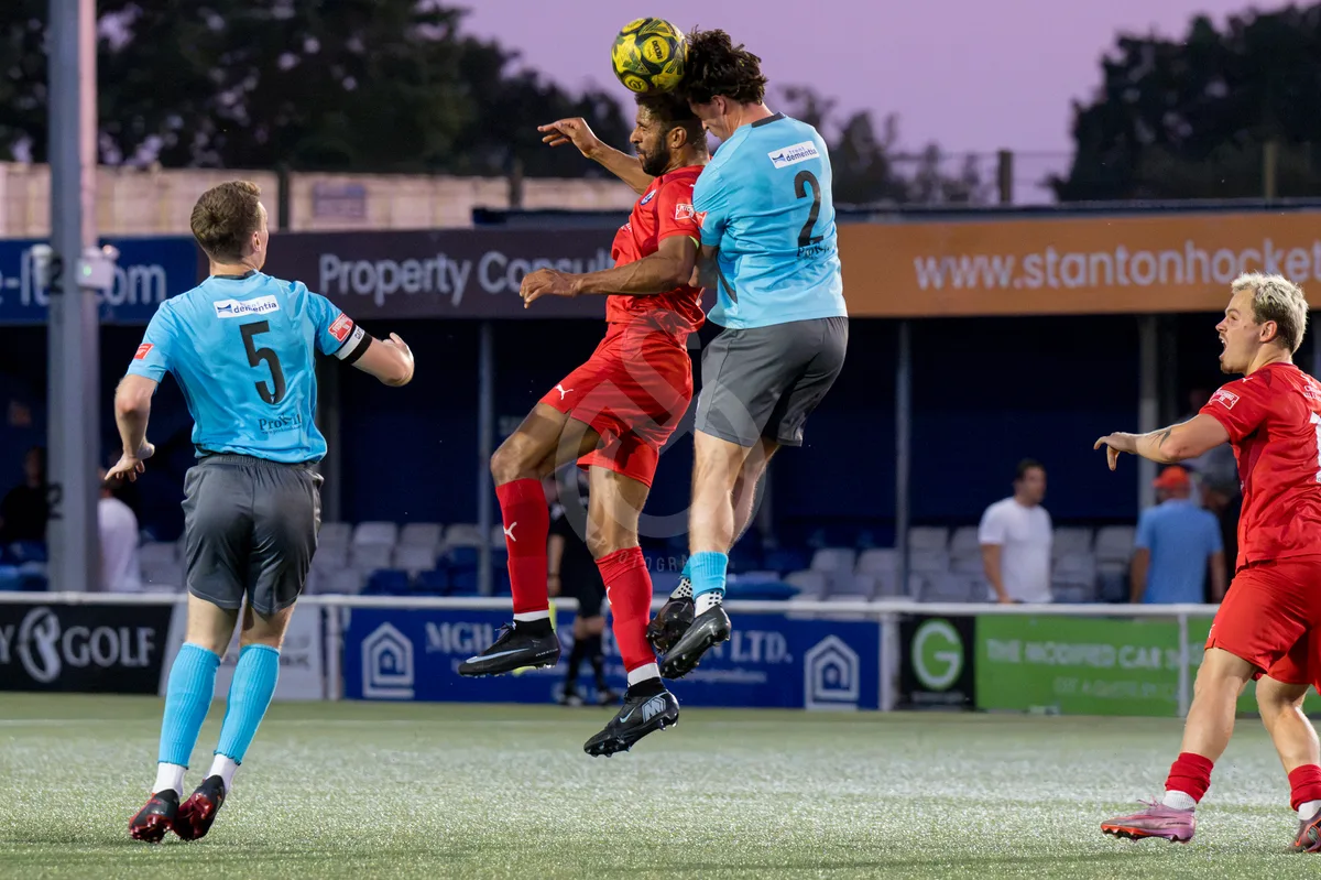 SM-Billericay Town FC vs Cambridge City 070726-37
