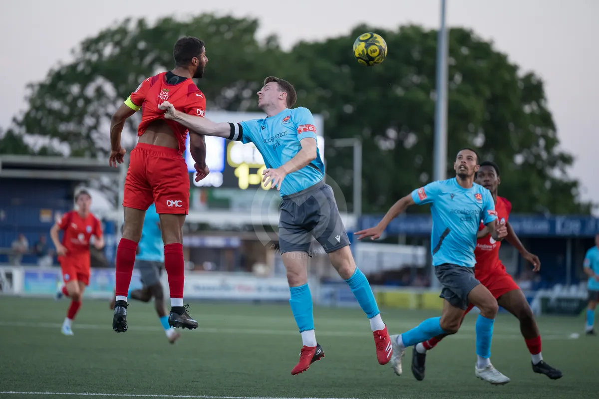 SM-Billericay Town FC vs Cambridge City 070726-27