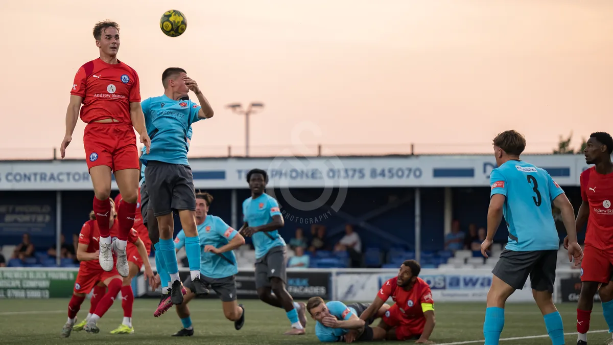 SM-Billericay Town FC vs Cambridge City 070726-29