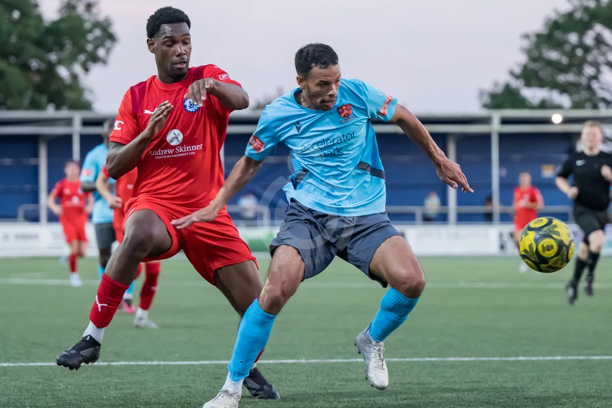 SM-Billericay Town FC vs Cambridge City 070726-31