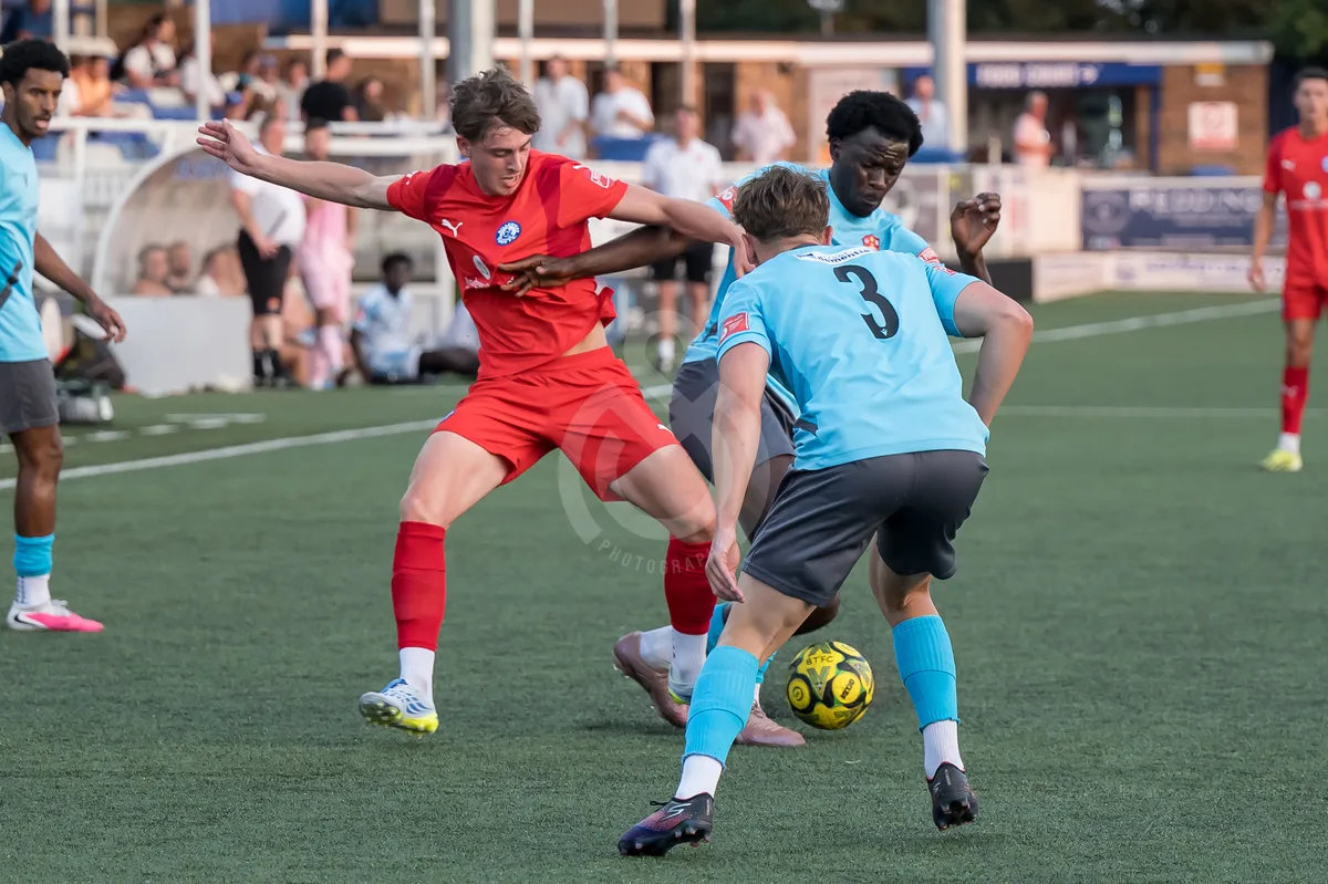 SM-Billericay Town FC vs Cambridge City 070726-20