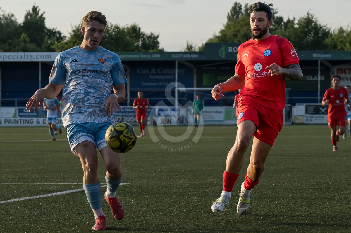 SM-Billericay Town FC vs Cambridge City 070726-6