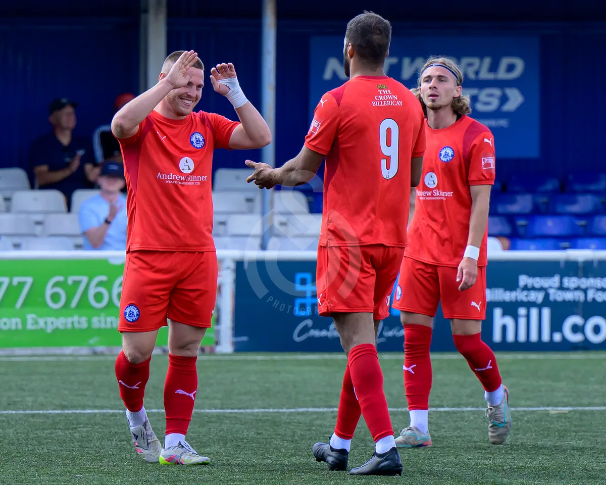 SM - Billericay Town FC vs MK Dons 010826 Pre-Season-11