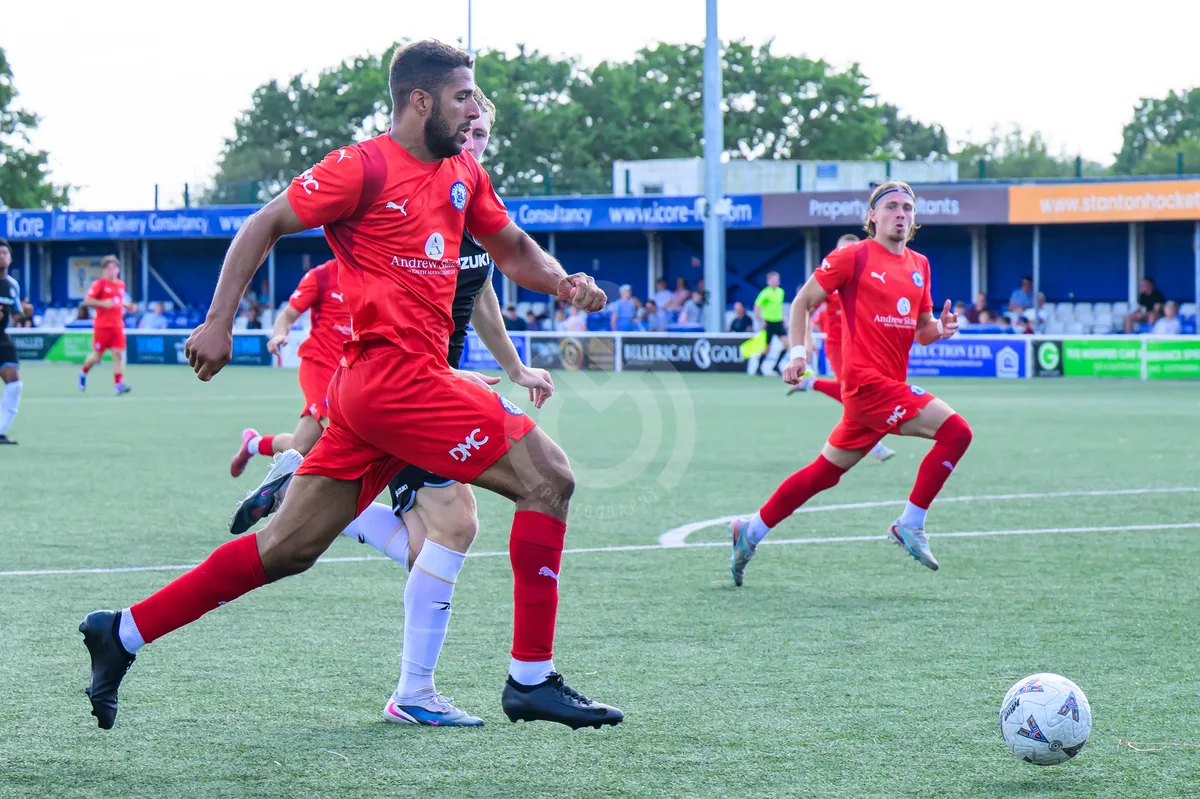 SM - Billericay Town FC vs MK Dons 010826 Pre-Season-32