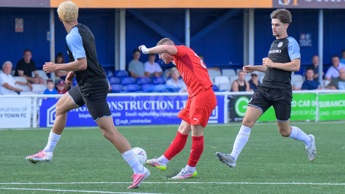SM - Billericay Town FC vs MK Dons 010826 Pre-Season-9