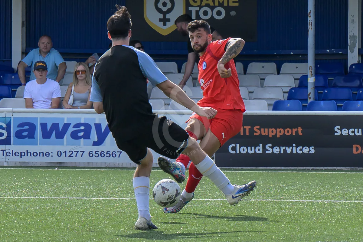SM - Billericay Town FC vs MK Dons 010826 Pre-Season-52