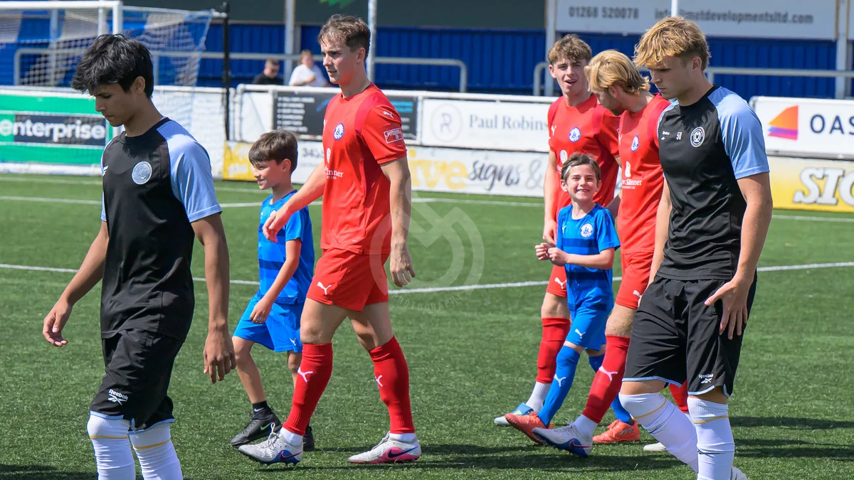 SM - Billericay Town FC vs MK Dons 010826 Pre-Season-1