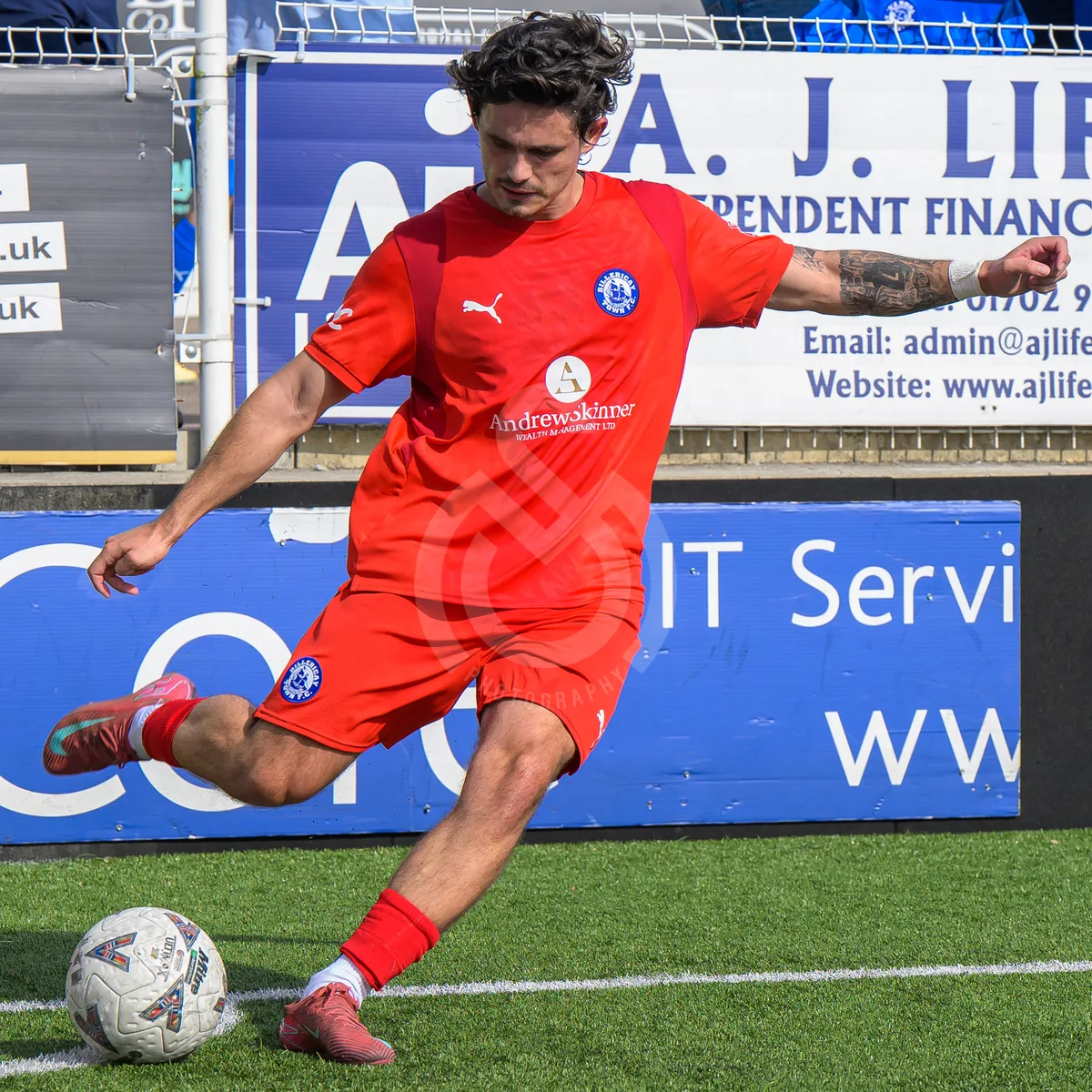 SM - Billericay Town FC vs MK Dons 010826 Pre-Season-55
