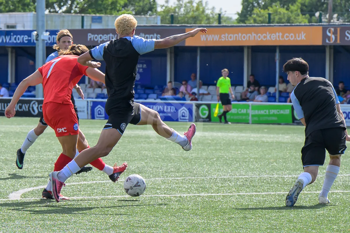 SM - Billericay Town FC vs MK Dons 010826 Pre-Season-41