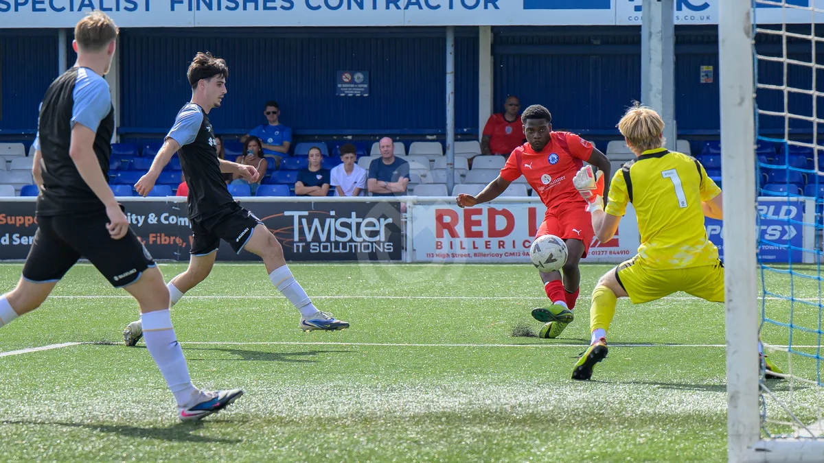 SM - Billericay Town FC vs MK Dons 010826 Pre-Season-45
