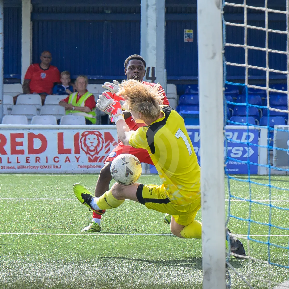 SM - Billericay Town FC vs MK Dons 010826 Pre-Season-46