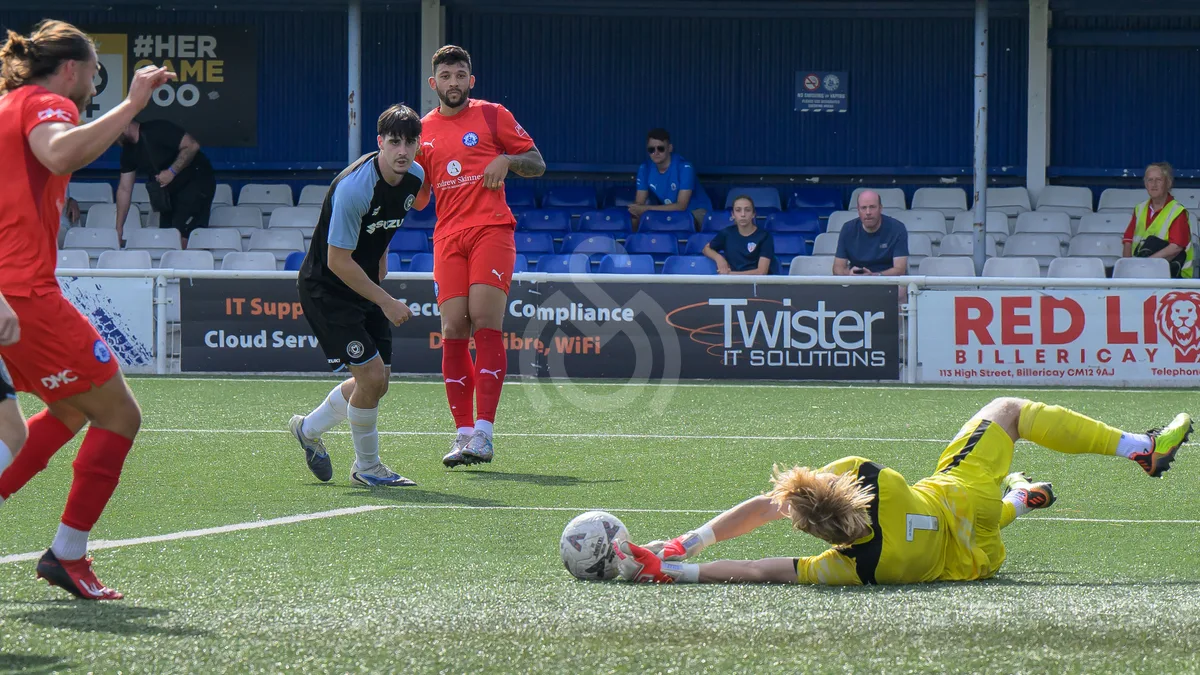 SM - Billericay Town FC vs MK Dons 010826 Pre-Season-53