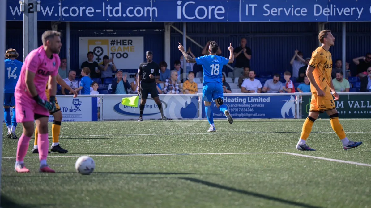 SM-BTFC vs Dorking Wanderers 050926-15