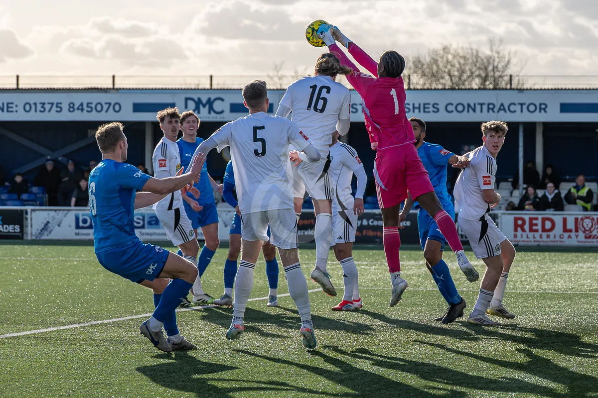 SM - BTFC vs Burgess Hill 280326-55